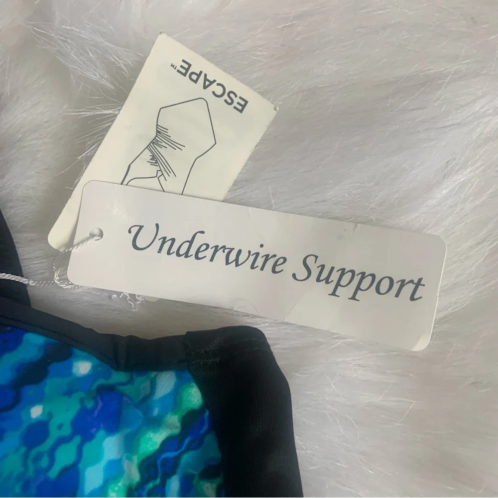 Miraclesuit Escape Underwired One Piece Swim Suit - Picture 6 of 10